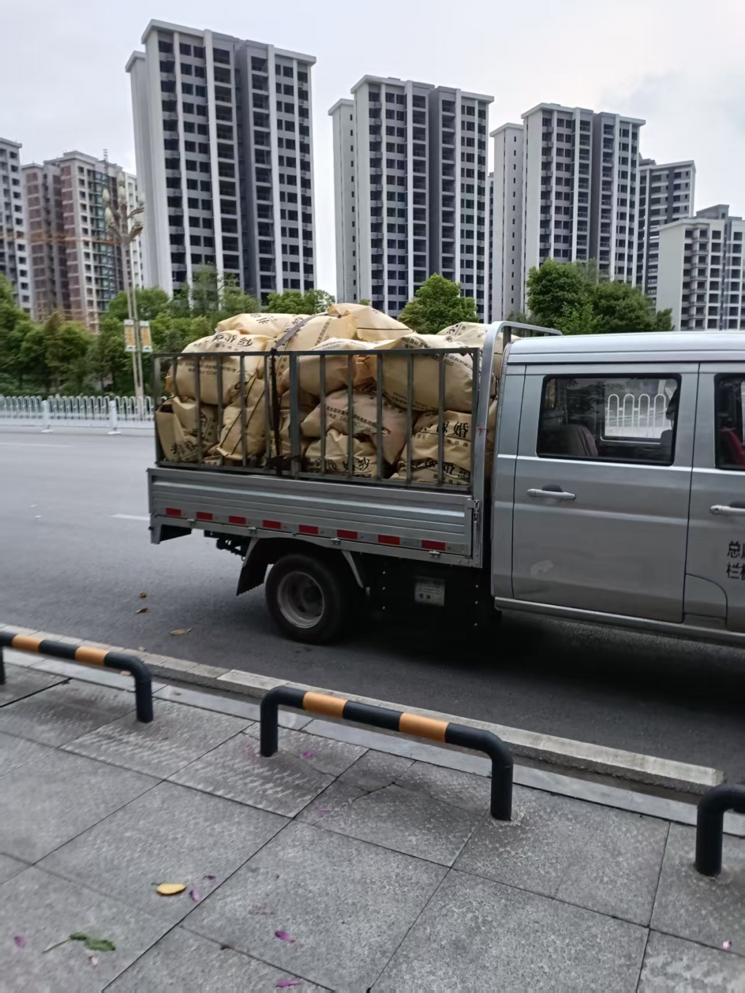 搬运车辆-搬家拉货